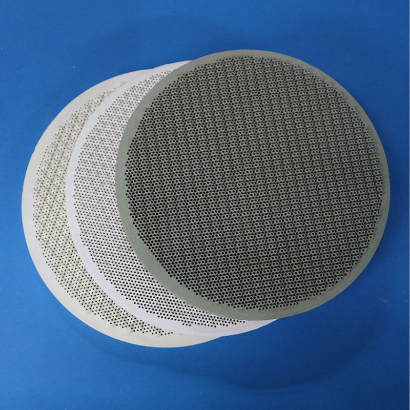 Round  Gas Heater Plates , Cordierite Ceramic Polished Surface Treatment