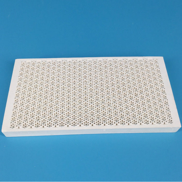 Energy Saving Infrared Honeycomb Ceramic Burner Plate Lightweight Low Thermal Expansion